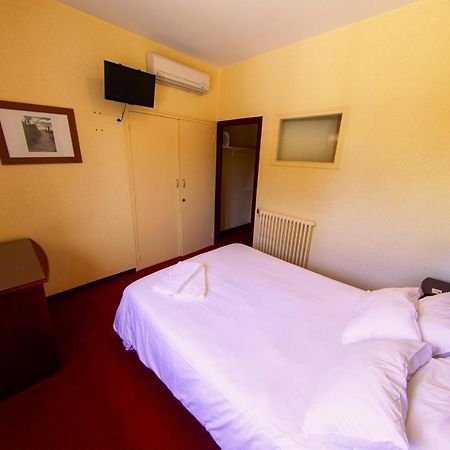 Le Chill Hotel Мольетс-е-Маа Екстериор снимка
