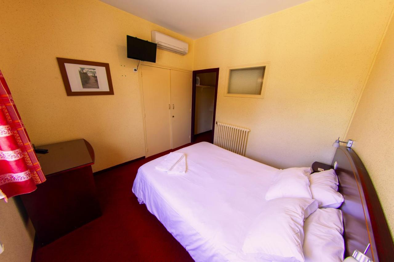 Le Chill Hotel Мольетс-е-Маа Екстериор снимка